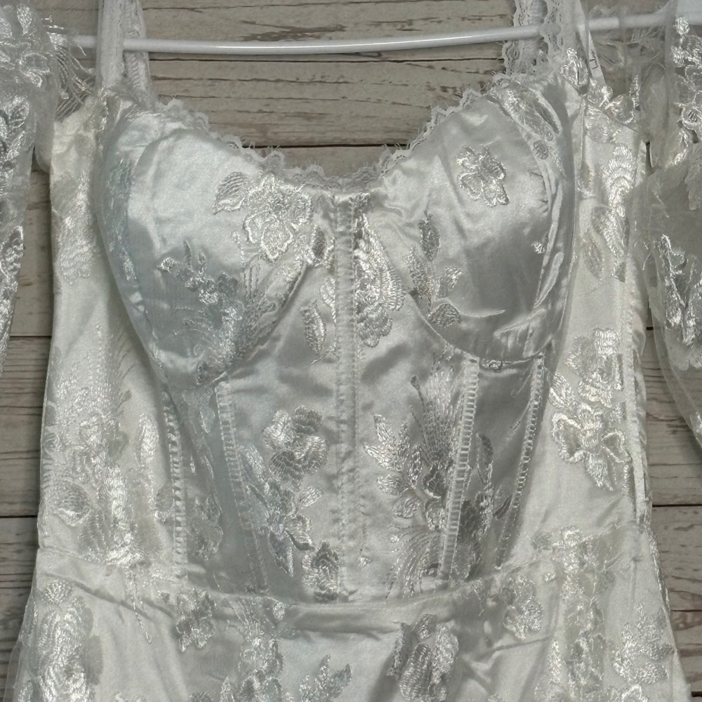 Lulus Lucina White Embroidered Bustier Long Sleeve Maxi Dress Medium - Picture 4 of 11